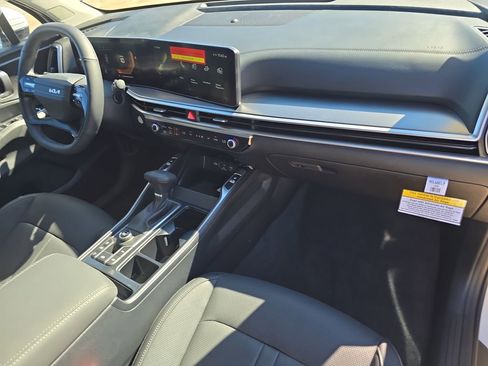 New 2026 Kia Sorento S w/ S Panoramic Sunroof Package image 13