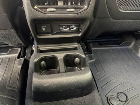 Used 2021 Jeep Grand Cherokee L Limited image 31