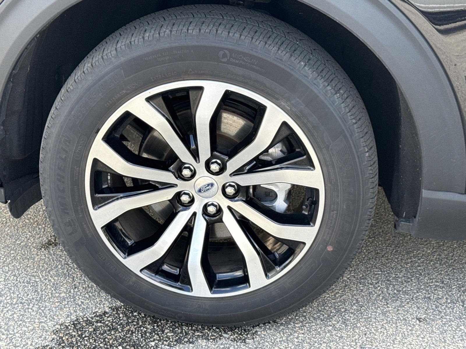 Used 2025 Ford Explorer ST-Line AWD/4WD image 9