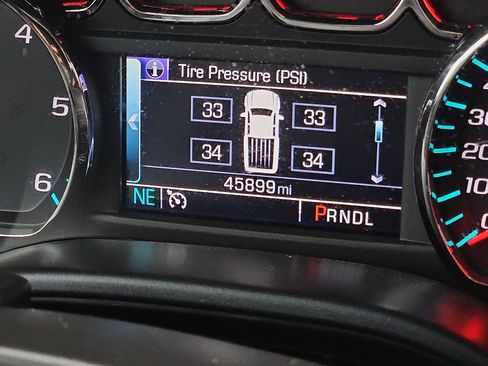 Used 2018 Chevrolet Silverado 1500 LT image 20