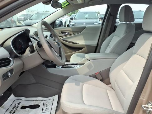 Used 2023 Chevrolet Malibu LT FWD image 12