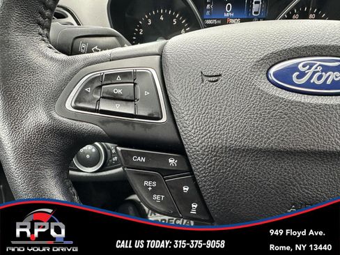 Used 2018 Ford Escape Titanium w/ Ford Safe & Smart Package image 20