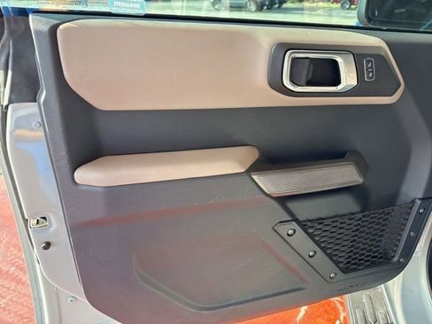 Used 2021 Ford Bronco Wildtrak AWD/4WD image 13