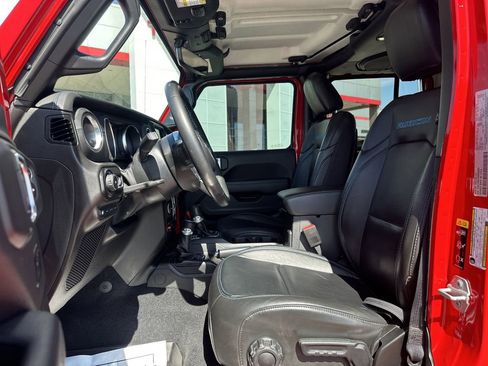 Used 2022 Jeep Wrangler Unlimited Rubicon 4xe w/ Cold Weather Group AWD/4WD image 11