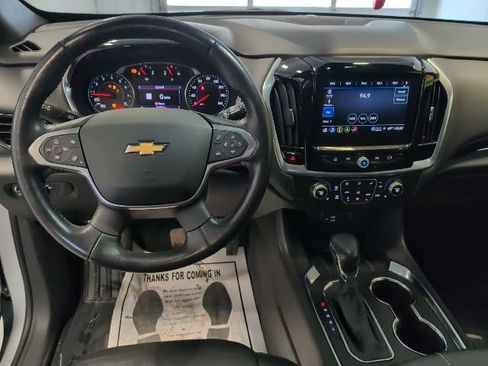 Used 2022 Chevrolet Traverse LT AWD/4WD image 20