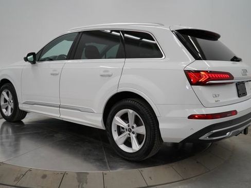 Used 2023 Audi Q7 2.0T Premium w/ Convenience Package AWD/4WD image 5