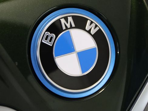 Used 2023 BMW i4 eDrive35 w/ Premium Package RWD image 21