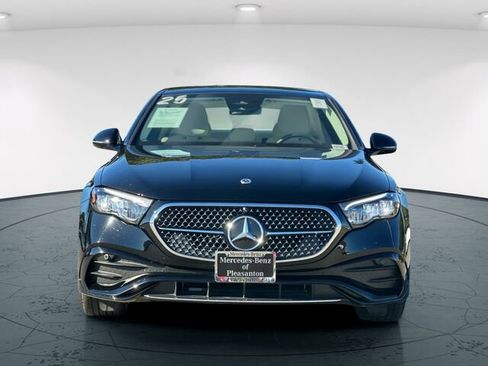Used 2025 Mercedes-Benz E 350 Sedan image 10