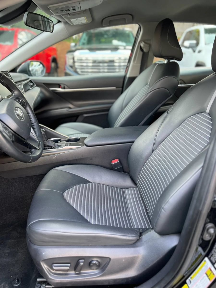 Used 2024 Toyota Camry SE FWD image 12