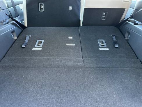 Certified 2024 MAZDA CX-90 Plug-In Hybrid w/ Preferred AWD/4WD image 22
