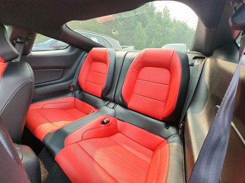Used 2019 Ford Mustang Premium w/ Equipment Group 201A RWD image 19