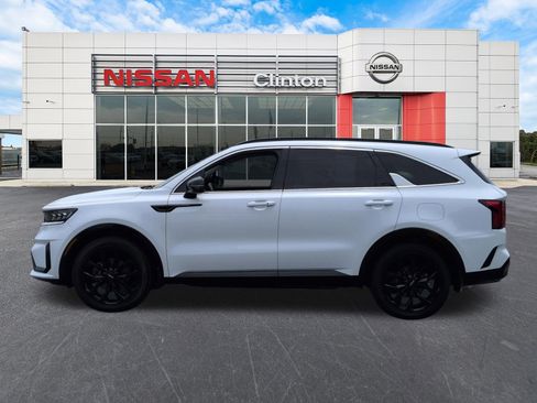 Used 2023 Kia Sorento SX FWD image 6