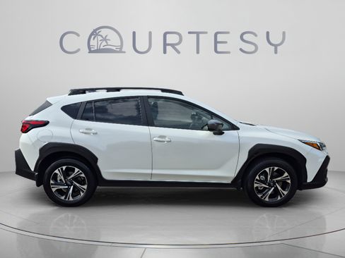Used 2024 Subaru Crosstrek 2.0i Premium AWD/4WD image 6