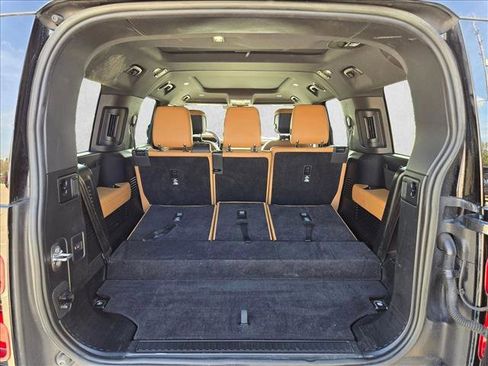 Certified 2023 Land Rover Defender 130 SE image 4