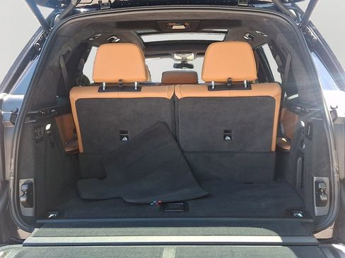 Used 2022 BMW X7 xDrive40i w/ M Sport Package AWD/4WD image 30