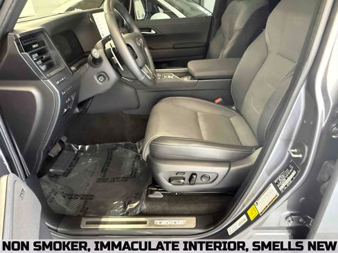 Used 2025 Lexus GX 550 w/ Accessory Package (Z1) AWD/4WD image 15