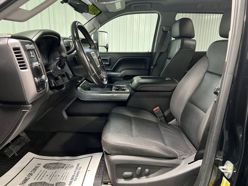 Used 2017 GMC Sierra 2500 SLT w/ All Terrain HD Package image 5