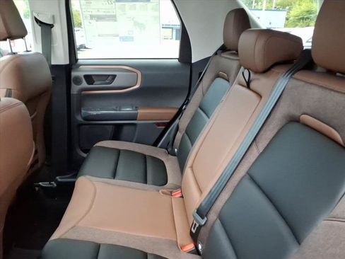 New 2025 Ford Bronco Sport Outer Banks w/ Outer Banks Tech Package+ AWD/4WD image 8