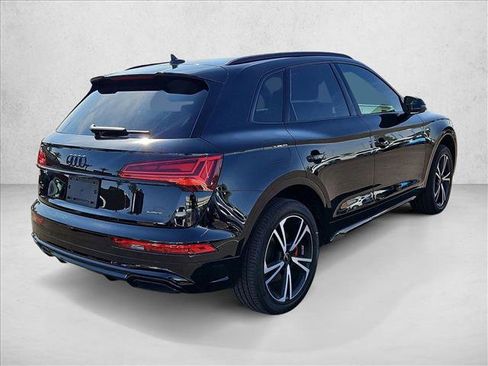 Certified 2025 Audi Q5 2.0T Premium Plus w/ Premium Plus Package image 5