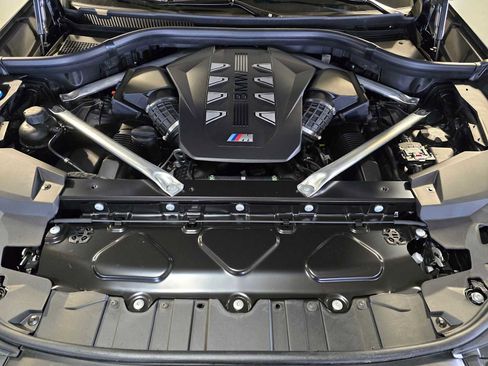 New 2026 BMW X5 M60i w/ Executive Package AWD/4WD image 9