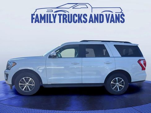 Used 2019 Ford Expedition XLT w/ Equipment Group 201A image 2