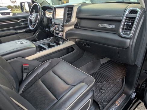 Used 2022 RAM 1500 Laramie image 15
