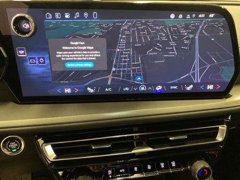 New 2026 Chevrolet Traverse LT w/ Driver Confidence Package image 10