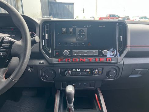 Certified 2025 Nissan Frontier Pro-X RWD image 21