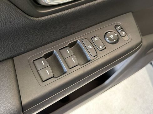 Used 2026 Honda CR-V Sport-L image 12