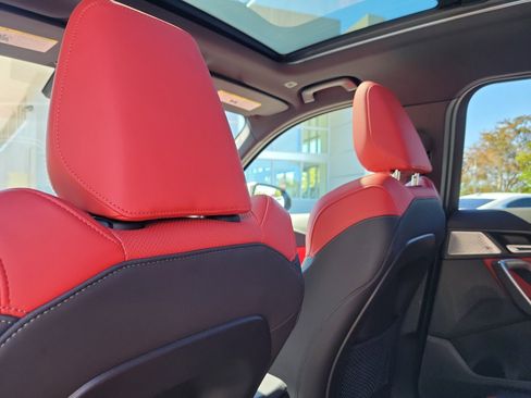 Used 2023 BMW X1 xDrive28i w/ Premium Package image 14