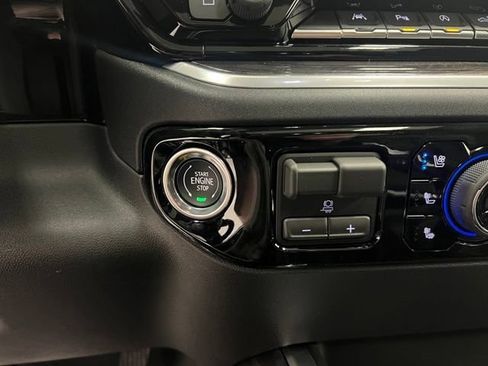 New 2026 Chevrolet Silverado 1500 LTZ w/ LTZ Premium Package AWD/4WD image 12