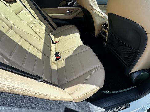 Certified 2025 Mercedes-Benz GLE 350 4MATIC image 18