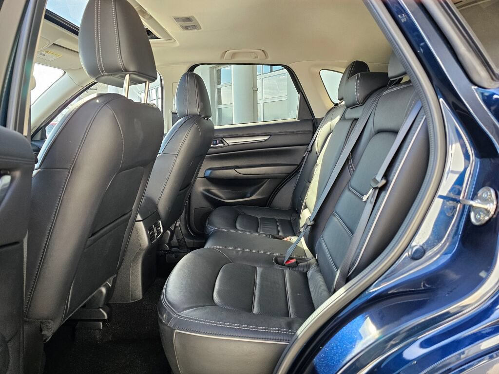 Used 2025 MAZDA CX-5 AWD 2.5 S w/ Preferred Package image 16