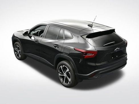 Used 2024 Chevrolet Trax RS w/ Driver Confidence Package image 17