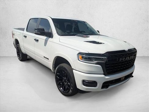 Used 2025 RAM 1500 Limited AWD/4WD image 3