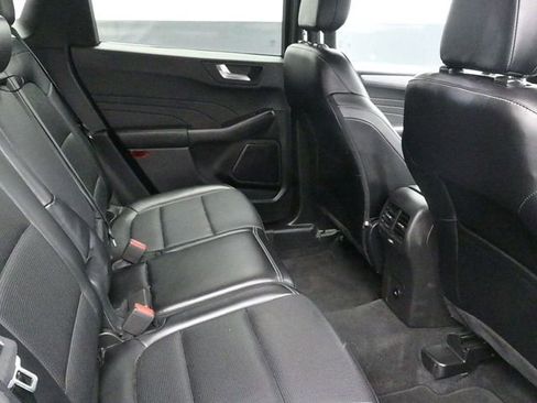 Used 2024 Ford Escape Platinum image 10