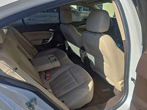 Used 2016 Buick Regal Premium w/ Driver Confidence Package #1 image 4