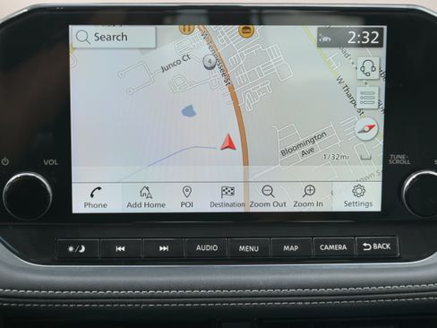 Used 2023 Nissan Rogue SL w/ SL Premium Package image 18