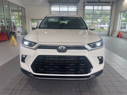 Used 2024 Toyota Grand Highlander AWD