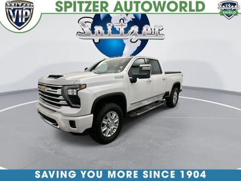 Used 2024 Chevrolet Silverado 2500 High Country w/ High Country Premium Package AWD/4WD image 6