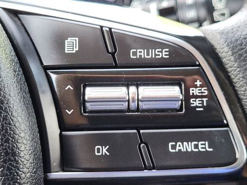 Used 2021 Kia Sportage LX image 12