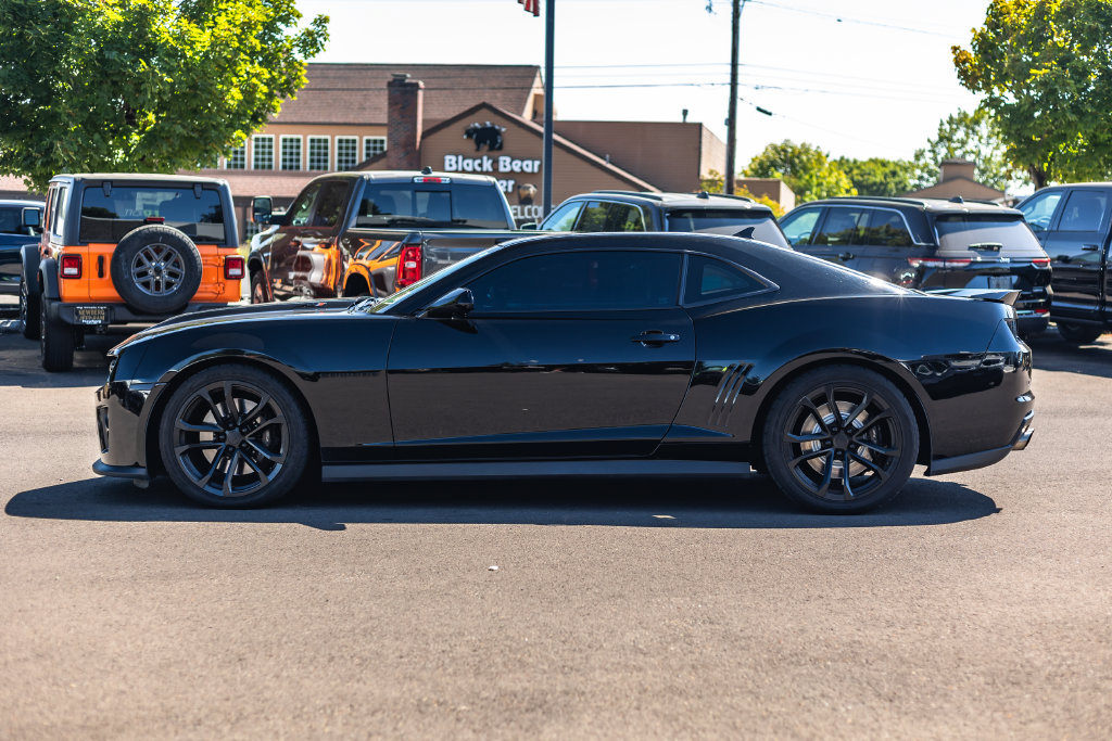 Used 2013 Chevrolet Camaro ZL1 RWD image 10