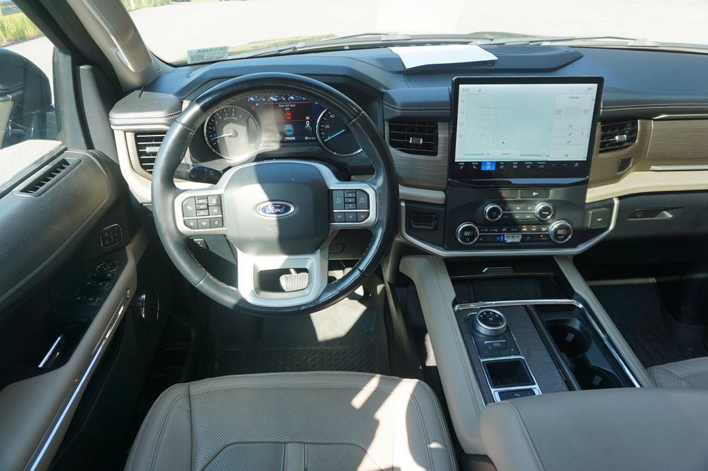 Used 2023 Ford Expedition Max Limited RWD image 6