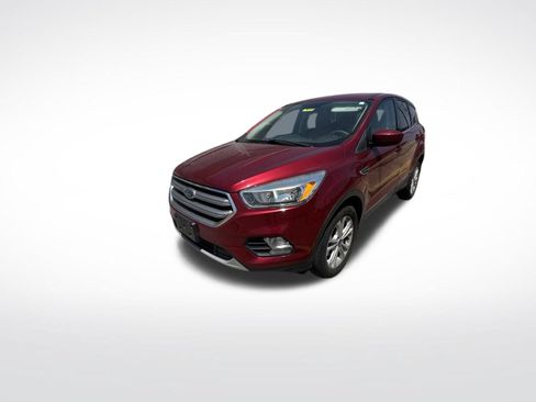 Used 2017 Ford Escape SE FWD image 1