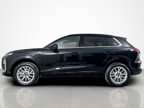 New 2026 Audi Q3 quattro 2.0T AWD/4WD image 3