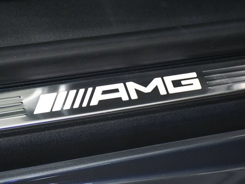 Used 2022 Mercedes-Benz SL 55 AMG 4MATIC w/ AMG Night Package II image 16
