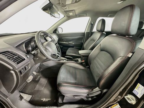 Used 2024 Mitsubishi Outlander Sport AWD image 13