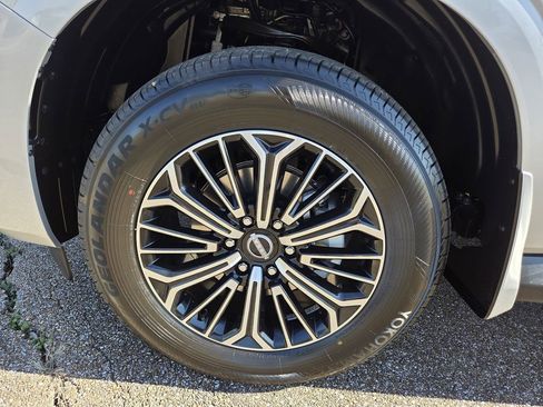 New 2026 Nissan Armada SL image 25