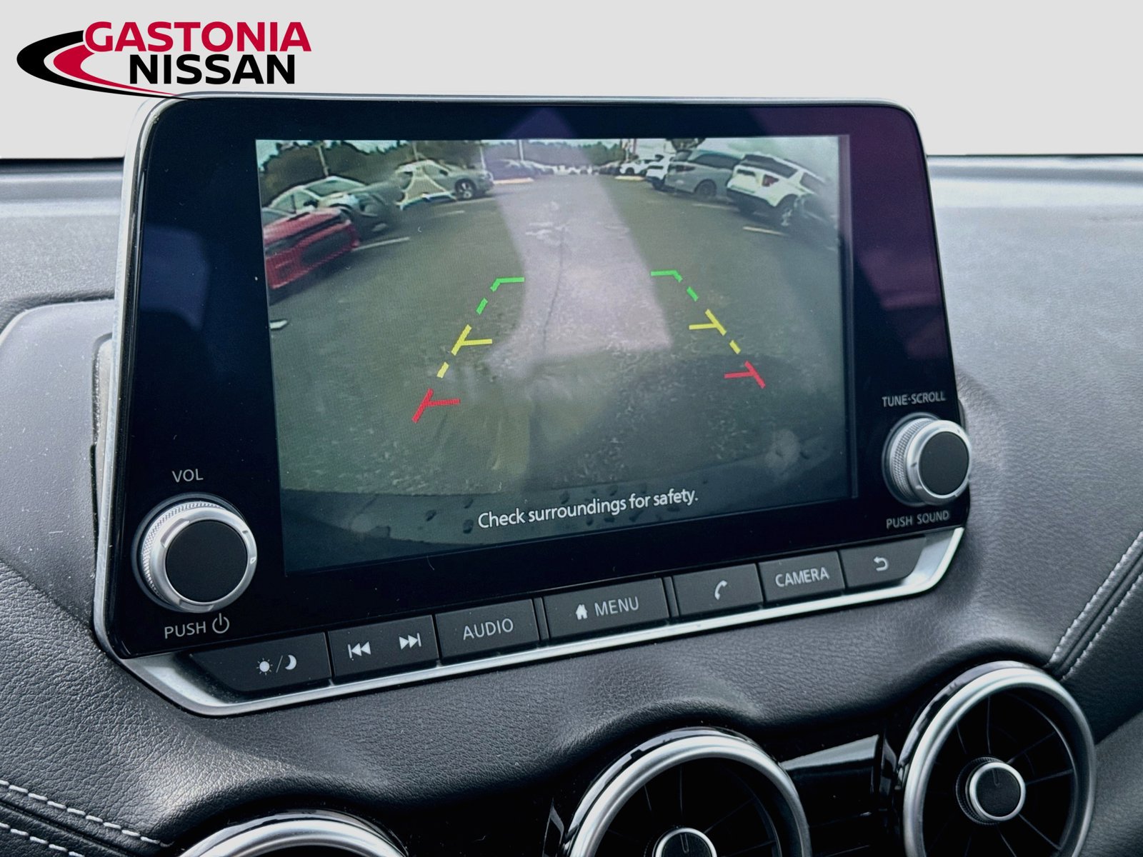 Used 2024 Nissan Sentra SV FWD image 17