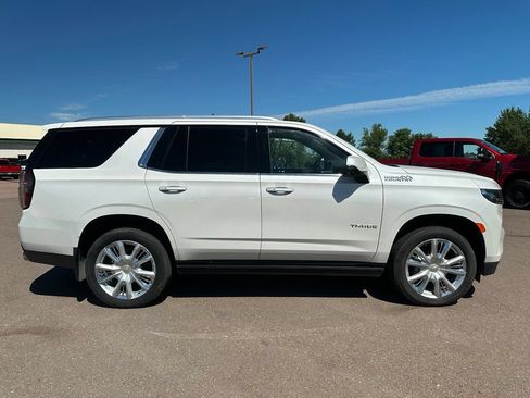 Used 2021 Chevrolet Tahoe High Country w/ Premium Package AWD/4WD image 36